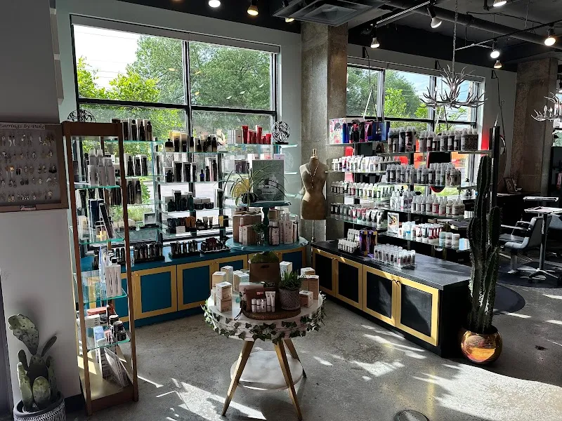 Red Stella Salon