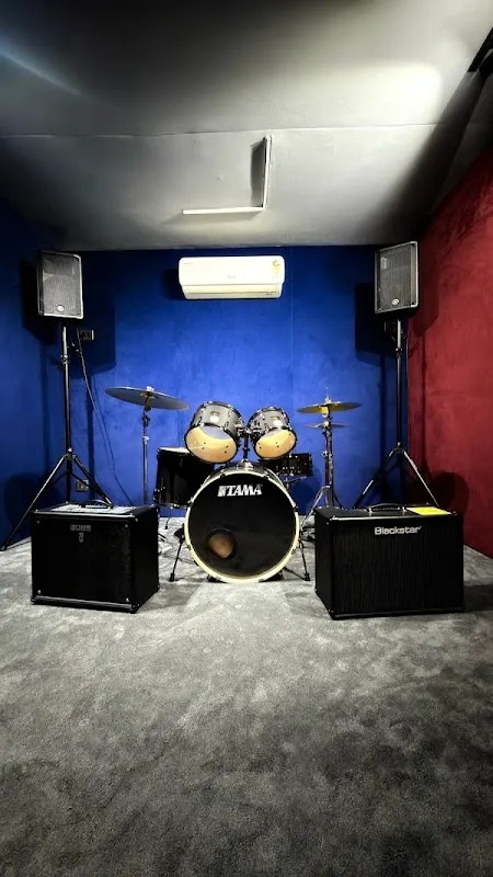 Gig Lab Soundworks - Jampad | Recording Studio | Podcast Studio | Music Academy