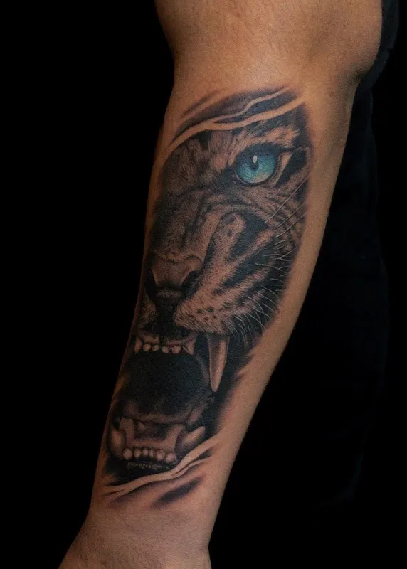 Tattoos 1960 -Best Tattoo Artists In Koregaon Park, Pune