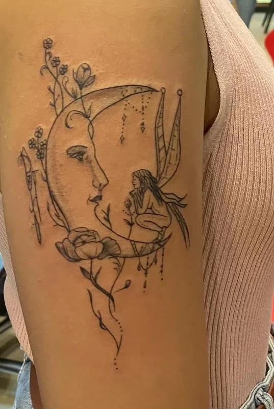 Micro Tattoo Studio
