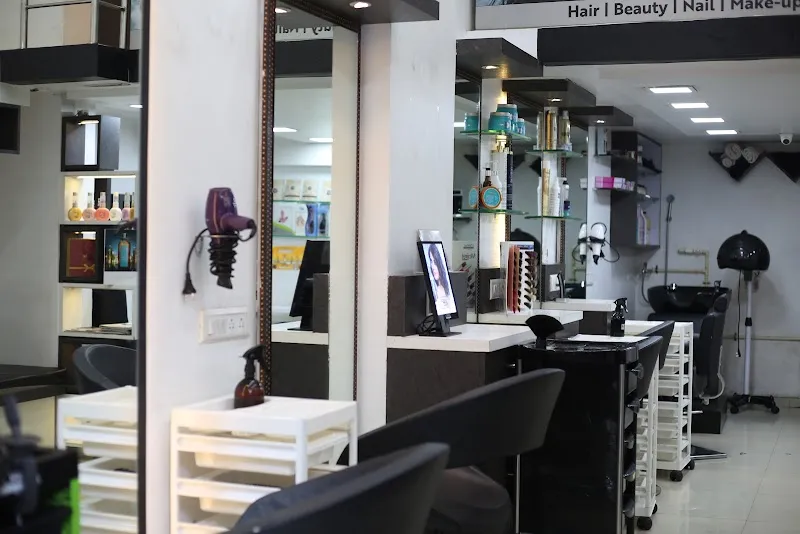 VM Care Family Salon