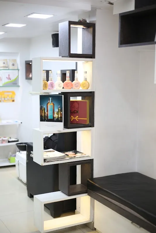 VM Care Family Salon