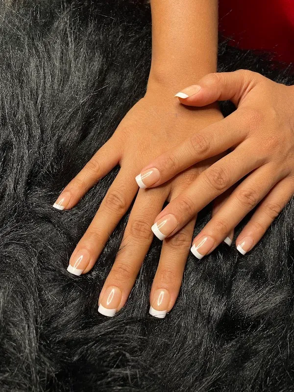Posshe Salons - Unisex | Hair | Makeup | Beauty | Academy