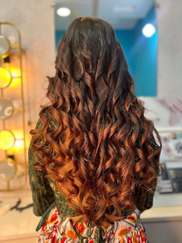 Posshe Salons - Unisex | Hair | Makeup | Beauty | Academy