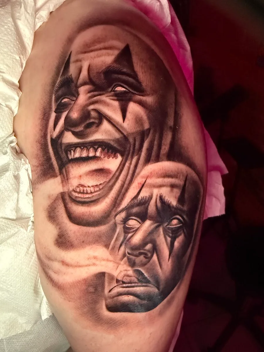 La Familia Tattoos