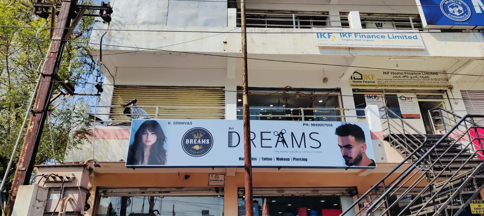 Dreams Family Salon & Tatoo Sudio