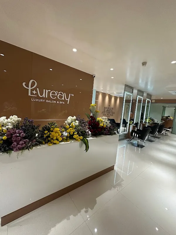 LURE’AY - Luxury Unisex Salon & Makeover Studio