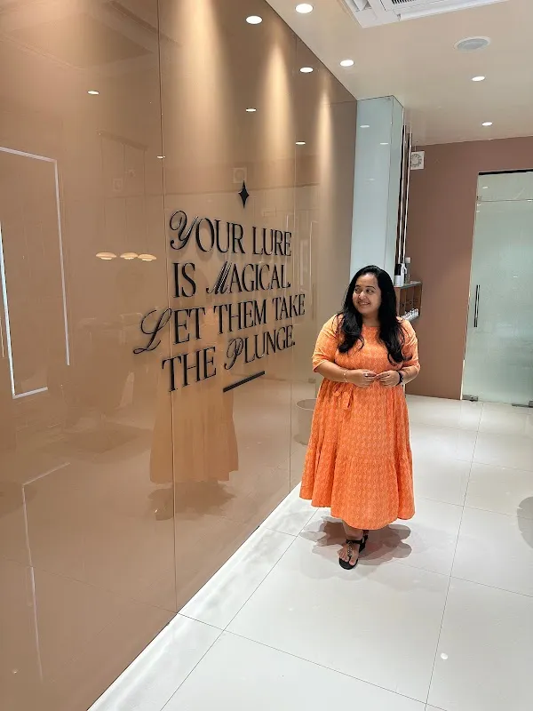 LURE’AY - Luxury Unisex Salon & Makeover Studio