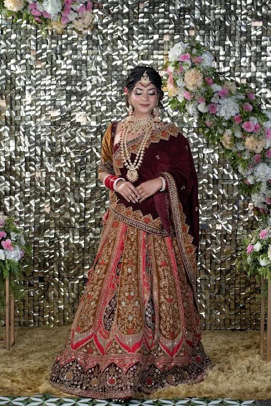 Mr & Miss Secret Unisex Salon - Best Unisex Salon |Bridal Makeup |Facial |Haircut |Hairstyling |Makeup Artist in Firozabad