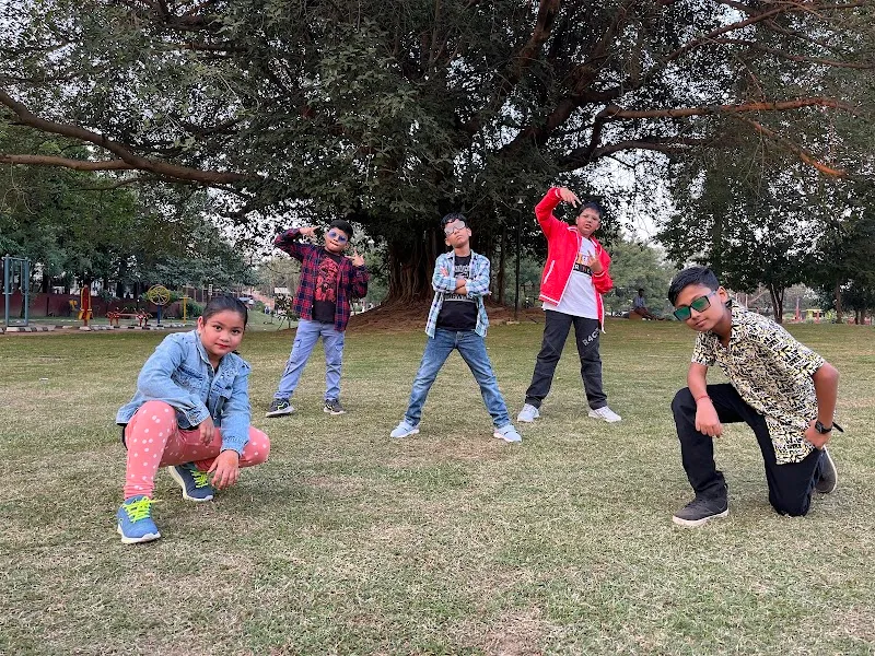 Squad Of Revolution