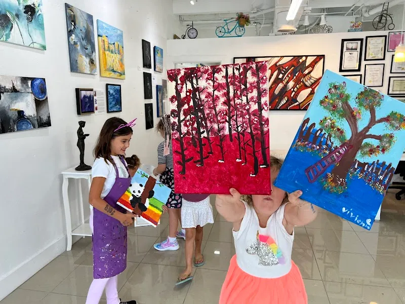 Victorios Art Studio & Gallery