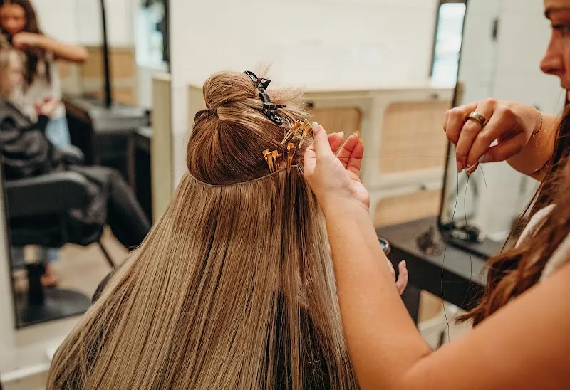 Salon Renew