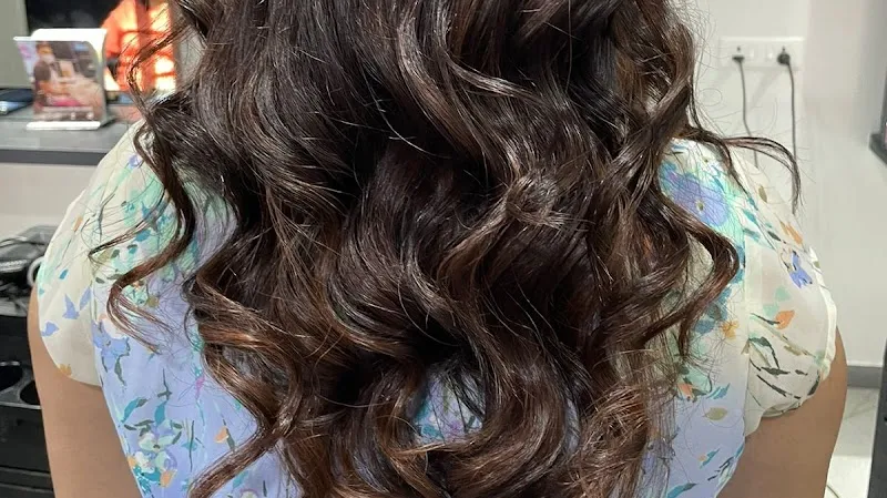 Lakme Salon For Him and Her in Shyambazar,Kolkata