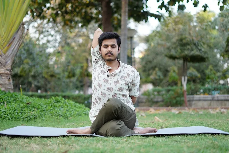 The Divine Yoga -The Best Yoga Teacher in Varanasi