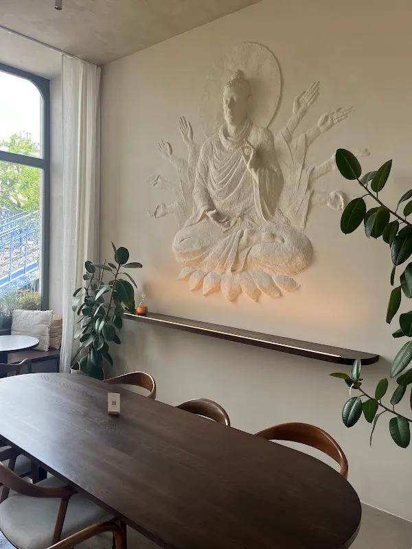 Auro Studio - Exclusive Yoga & Café in Krakow