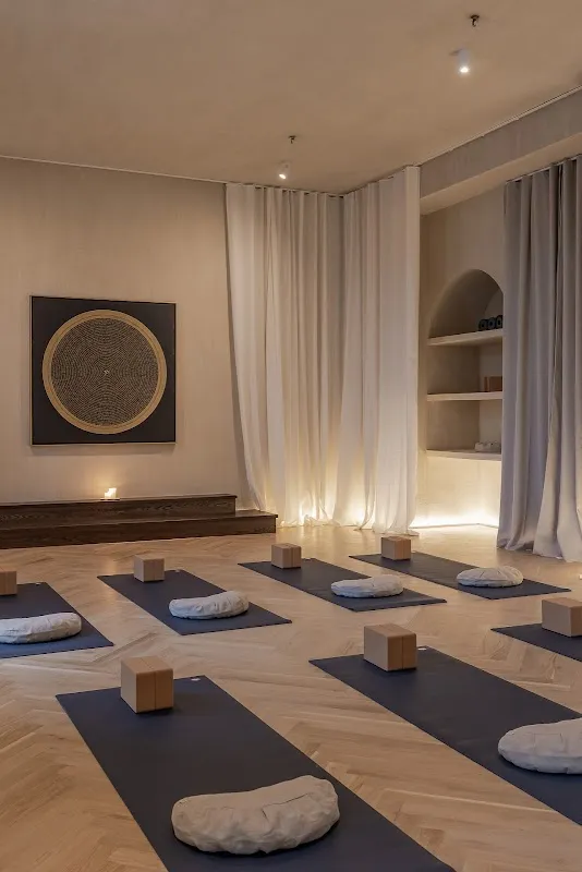Auro Studio - Exclusive Yoga & Café in Krakow