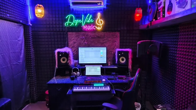 Dopevibe Productions Music Studio