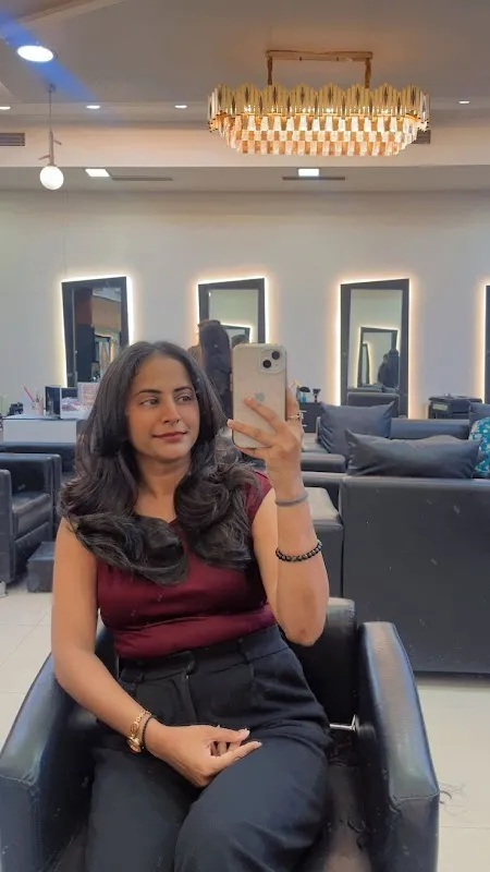 The Hair Master Unisex Salon