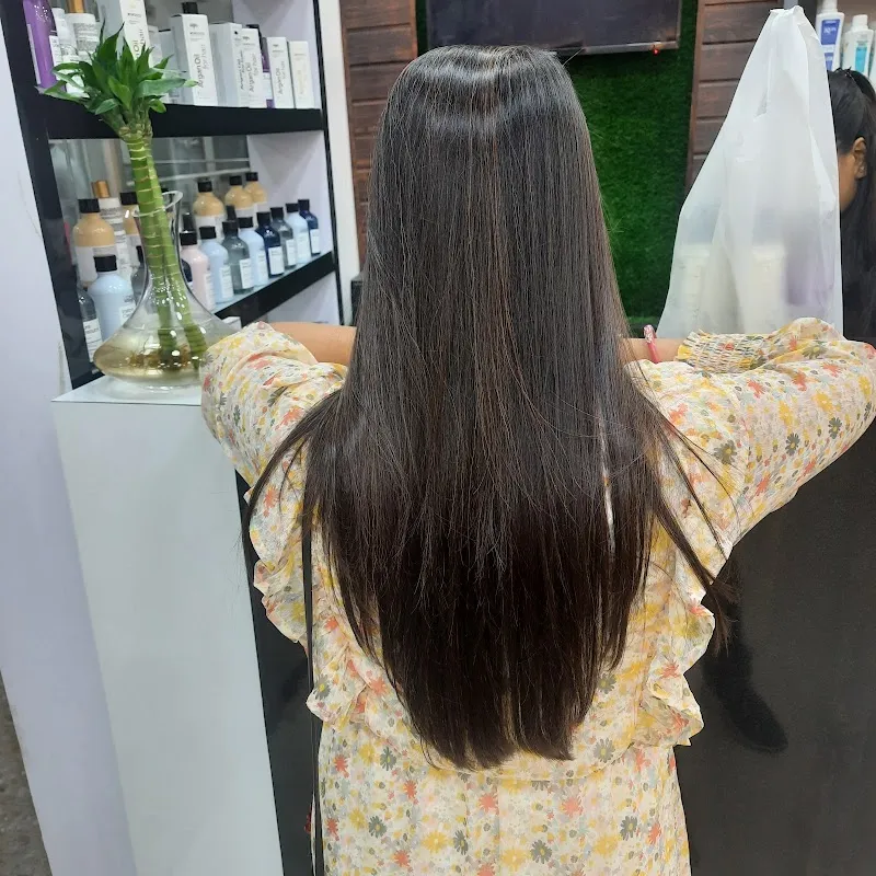 The Hair Master Unisex Salon