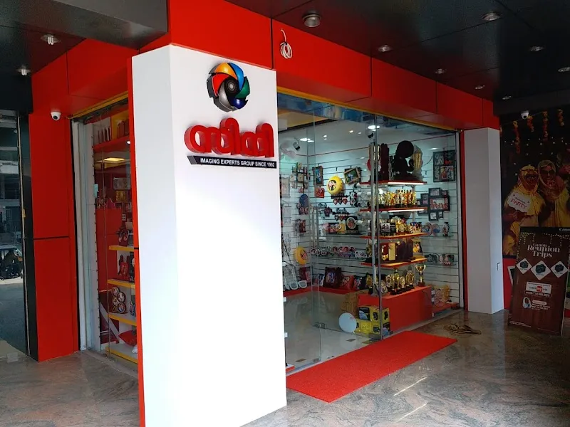 Cine Foto Bazar & Studio , sini studio valanchery