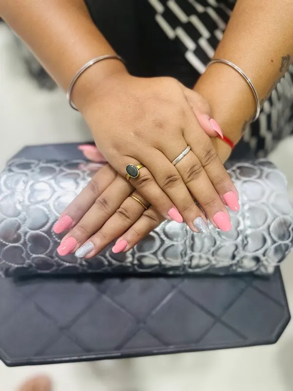Gia's Salon & Makeover Studio | Best Salon in Vikhroli | Hair Salon in Vikhroli Mumbai