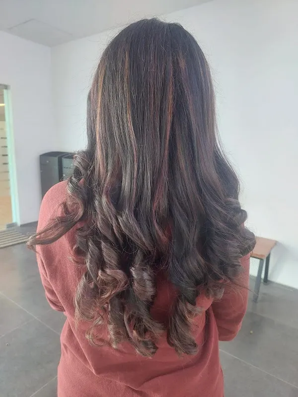 Celebrate Life Family Salon - Shapoorji Pallonji Parkwest