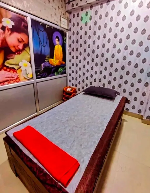 Sr Luxury Thai Spa