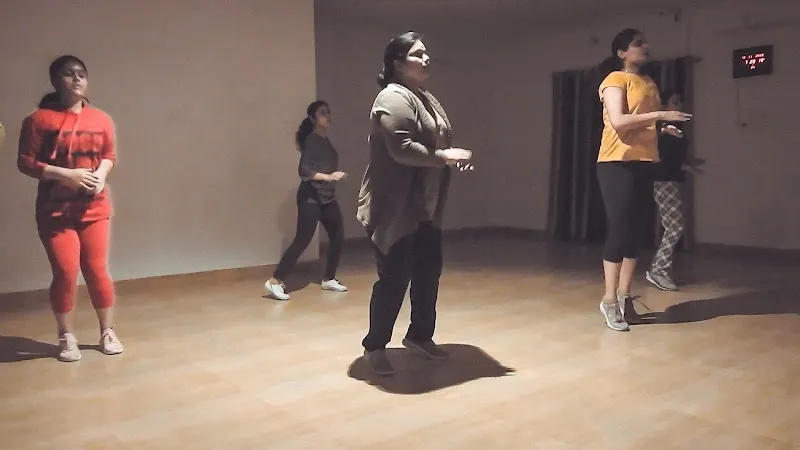 Lucknow Dance Hub - Best Dance Classes in Lucknow