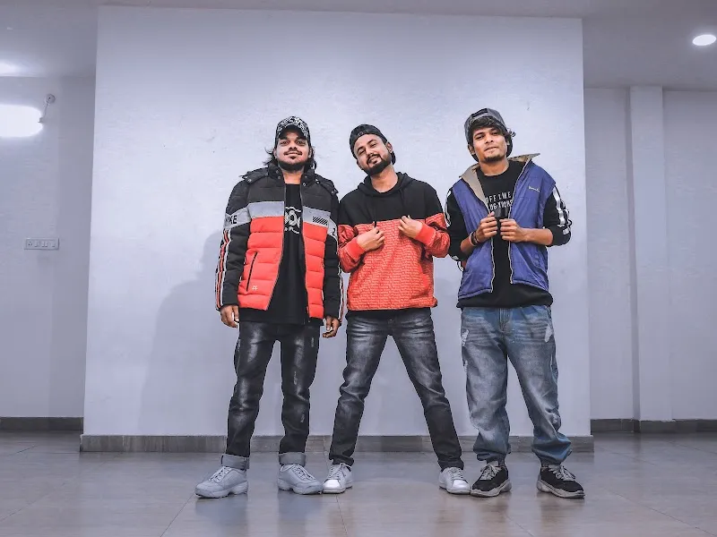 Lucknow Dance Hub - Best Dance Classes in Lucknow