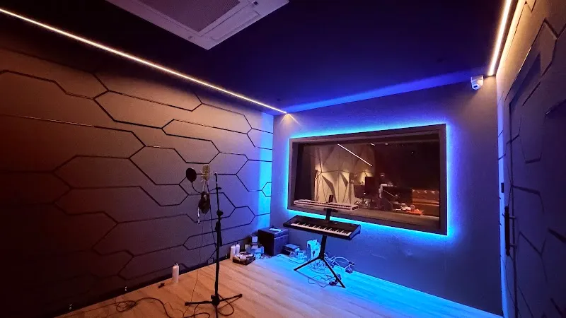 GLASSMAN STUDIOS