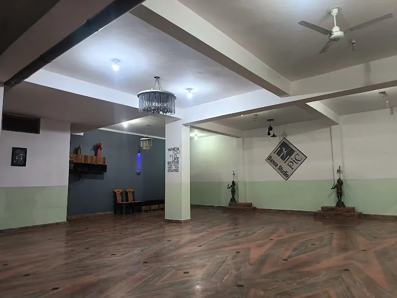 E-PIC DANCE STUDIO