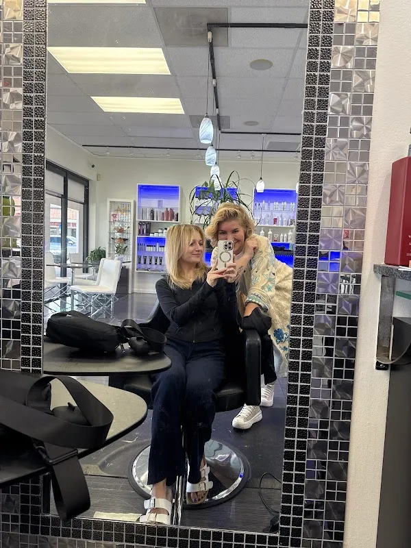 Inspire Salon by Mia