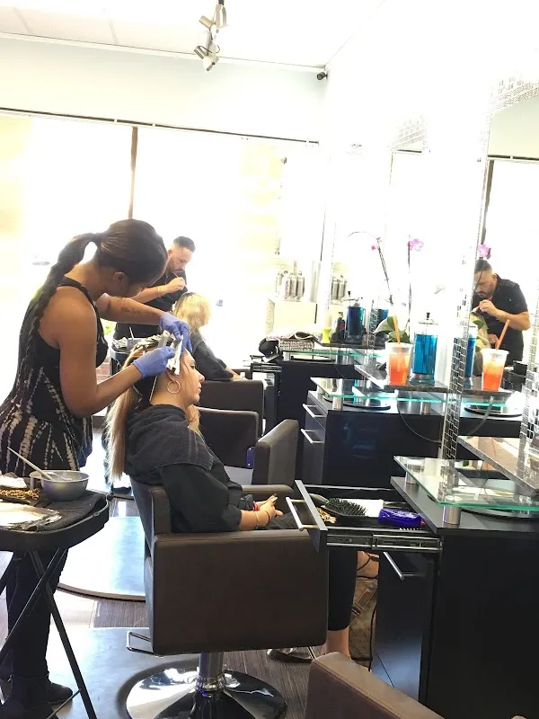 Inspire Salon by Mia