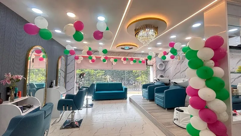 Starlight Spa & the luxury unisex salon
