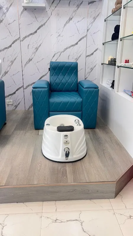 Starlight Spa & the luxury unisex salon