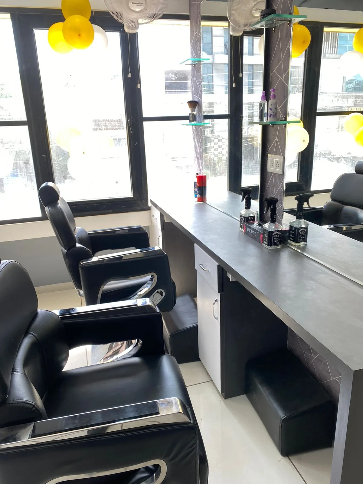 Starlon The Unisex Salon