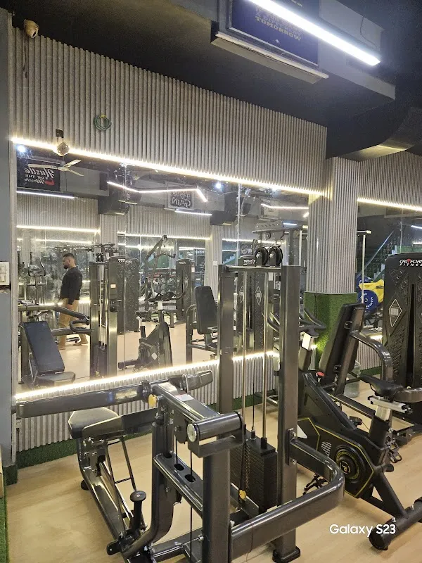 Dilli FitHub Unisex Gym