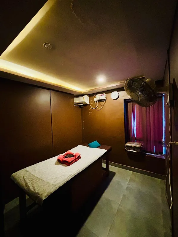 Royal Thai Spa Day Night Outcall Service