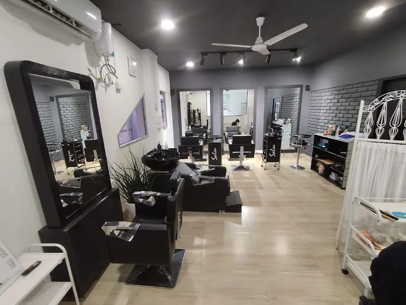 Women's World Salon
