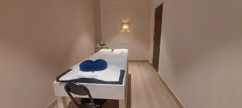 Women's World Salon