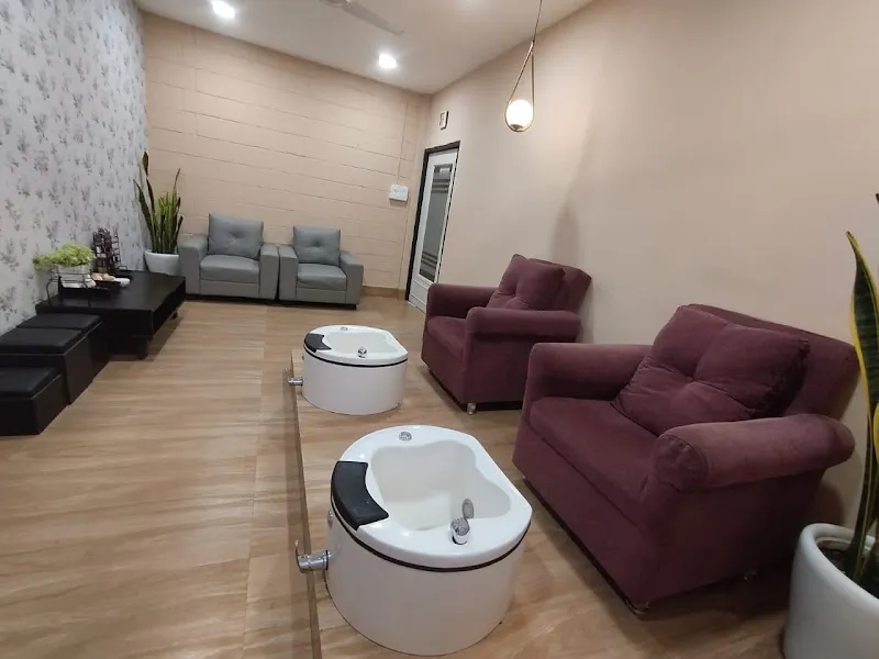 Women's World Salon