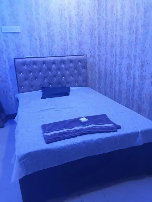Sukha Lomi Family Spa