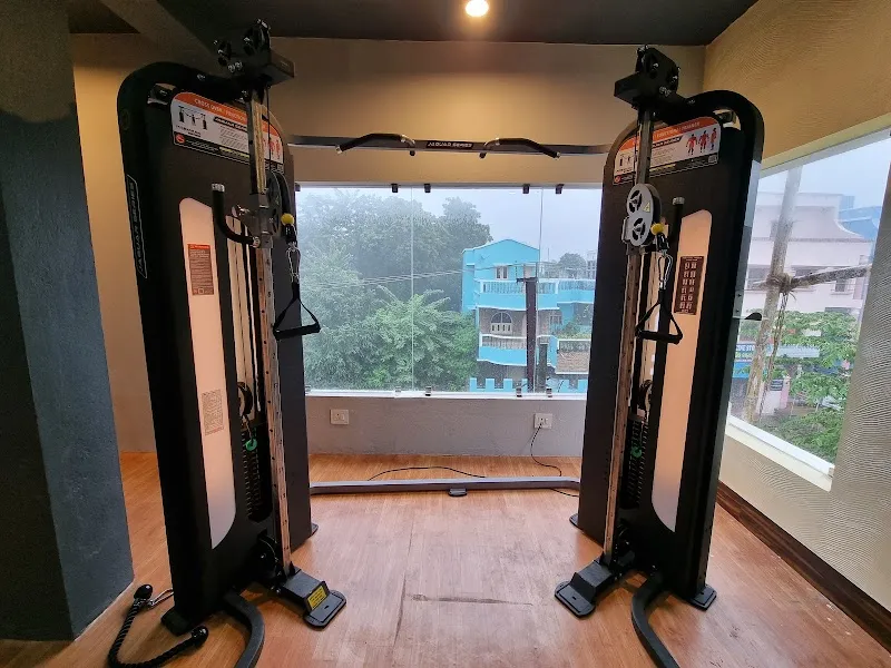 Transform Fitness Hub | Best Unisex Gym