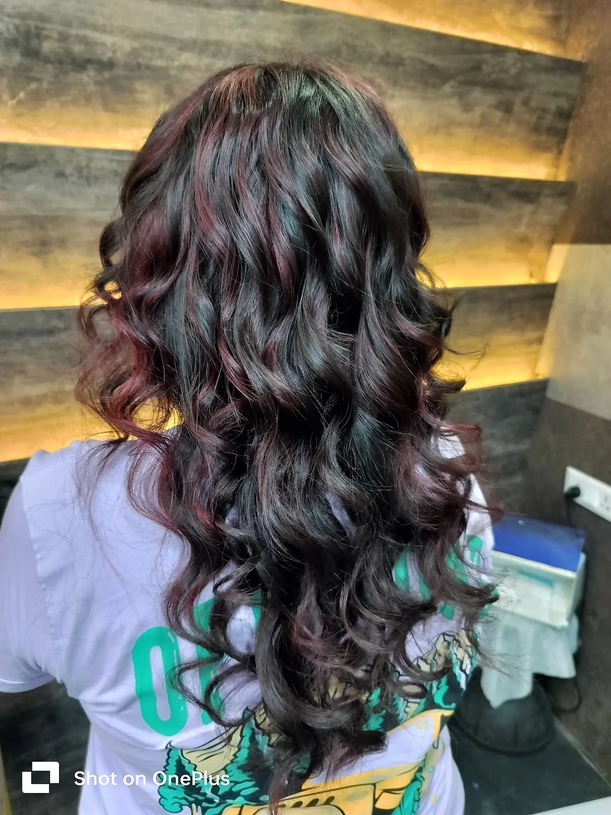 Green Trends Unisex Hair & Style Salon Selaiyur