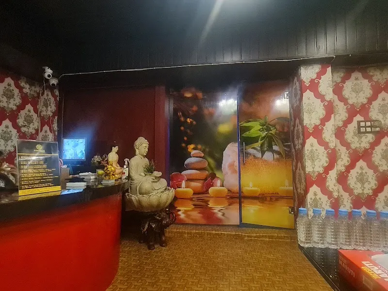 Royal Tree Spa In Kandivali East