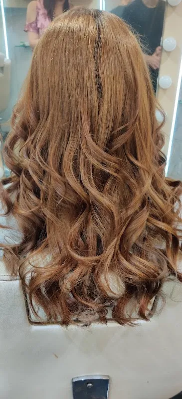 V GLAM SALON