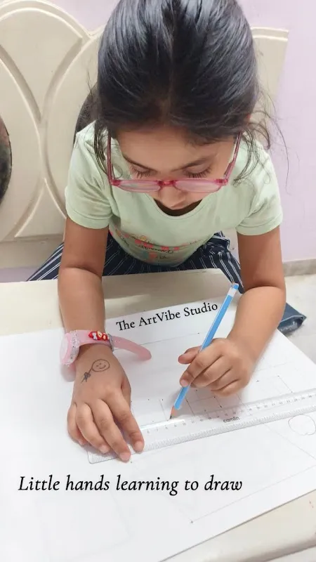 Himanshi Art class
