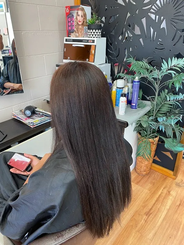 Retouch Hair & Beauty Salon