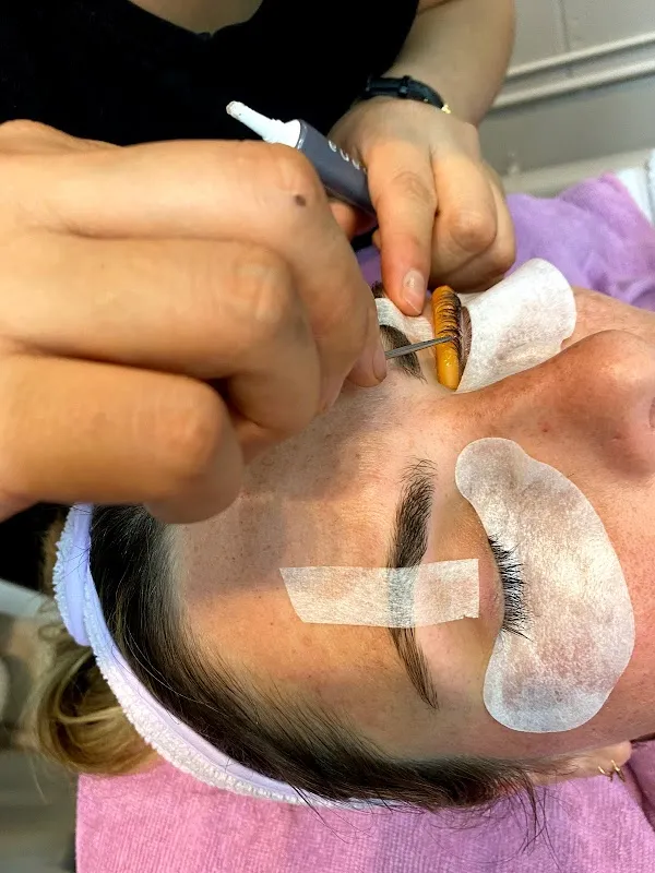 Retouch Hair & Beauty Salon