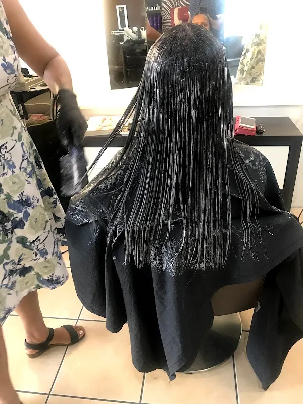 Retouch Hair & Beauty Salon